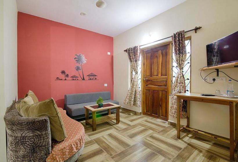 פנסיון Palm Shades Spring