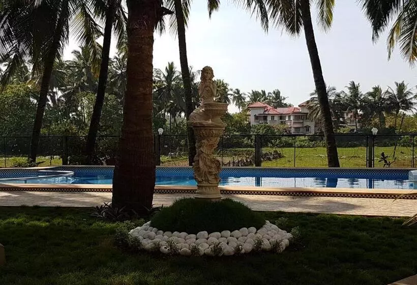 پانسیون Palm Shades Spring