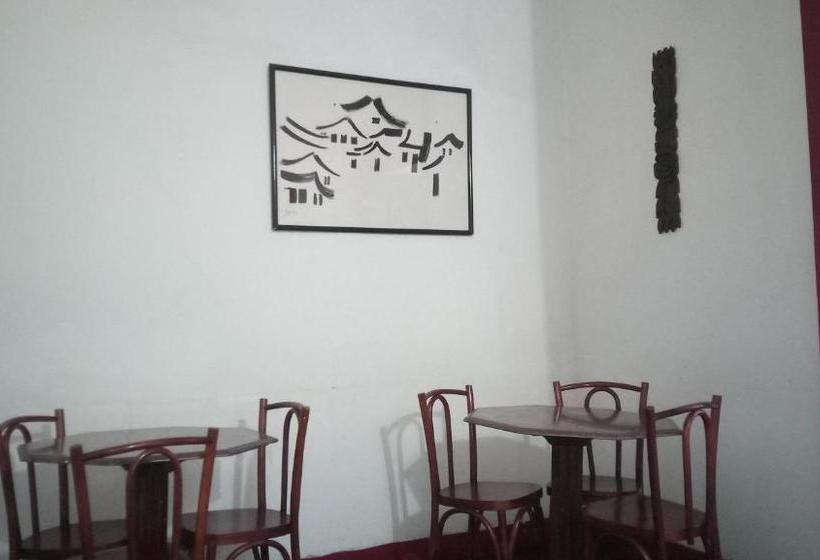 پانسیون Pousada Tiradentes