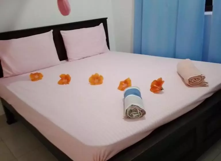 پانسیون Sea Side Bay House