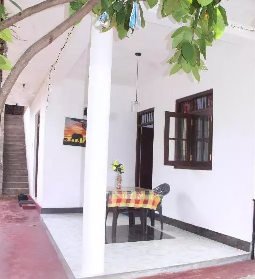 پانسیون Sea Side Bay House