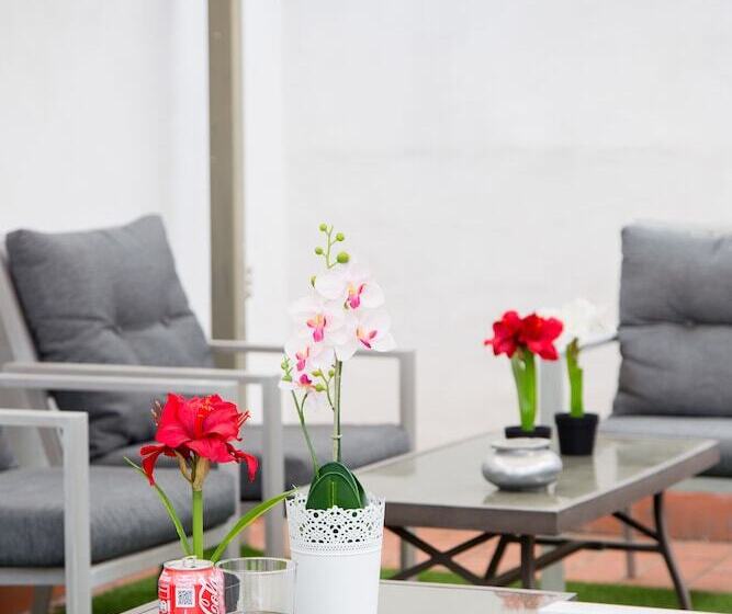 簡易ホテル Marbella