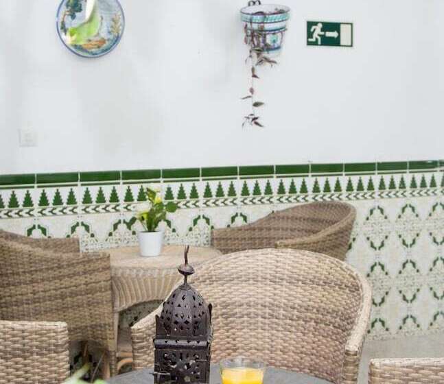 簡易ホテル Marbella