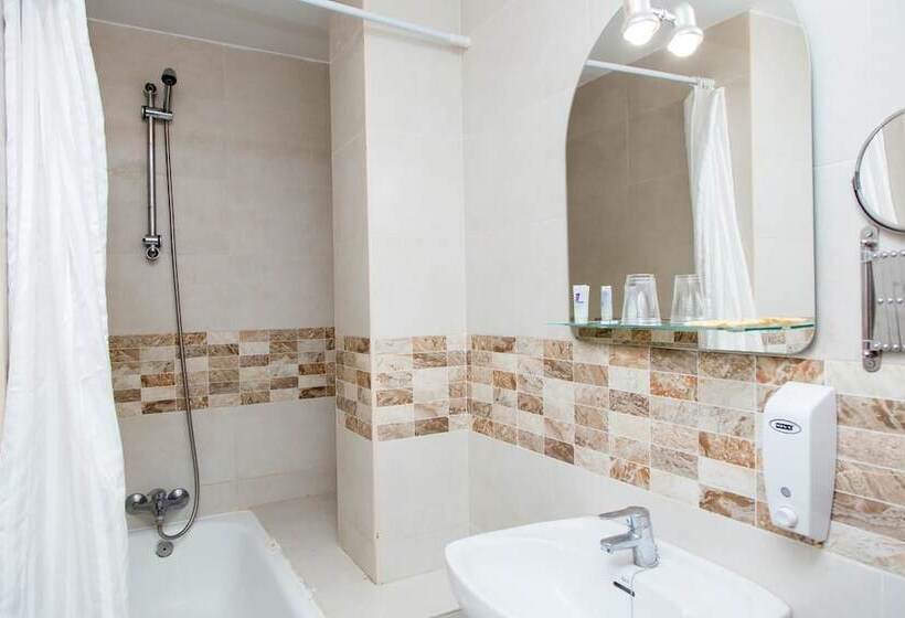 簡易ホテル Marbella