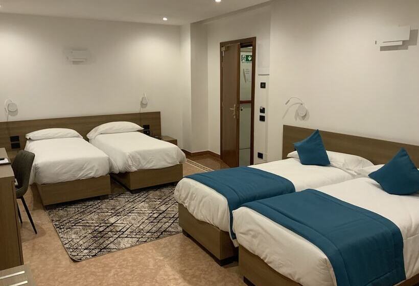 هتل Albergo Cappello E Cadore