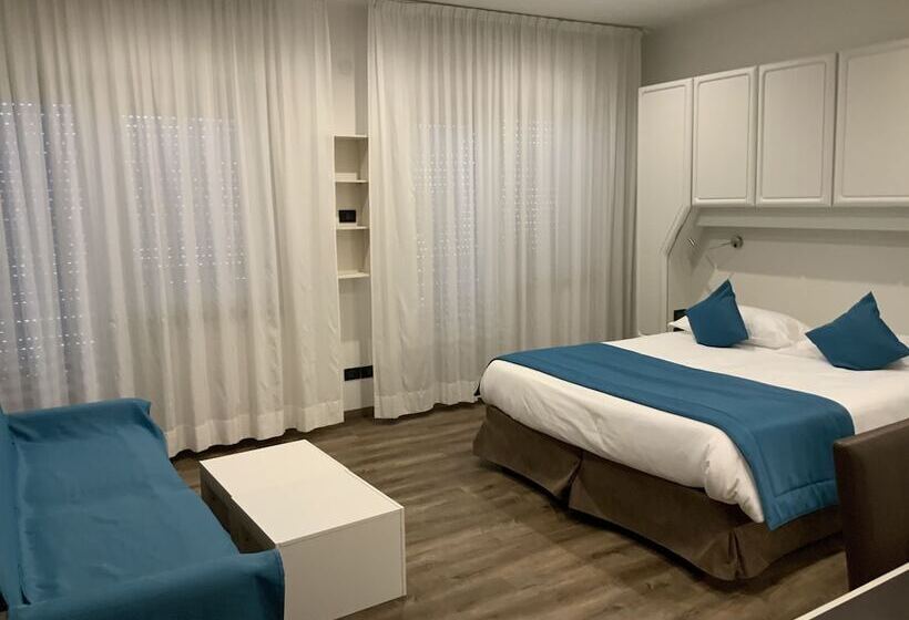 هتل Albergo Cappello E Cadore