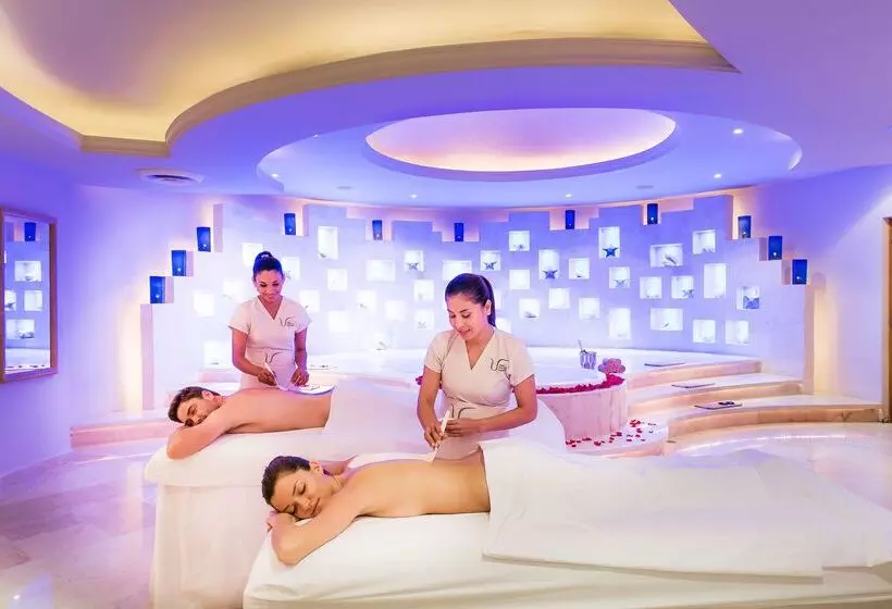 호텔 Barcelo Maya Tropical  All Inclusive