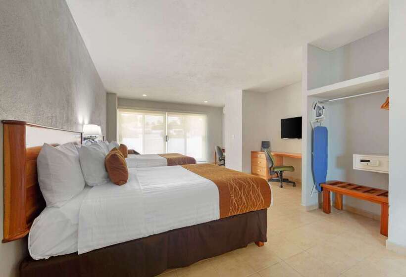 فندق Comfort Inn Monterrey Valle