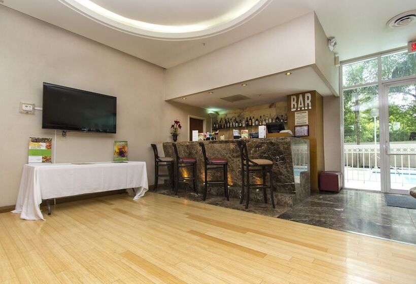 فندق Courtyard Monterrey San Jeronimo