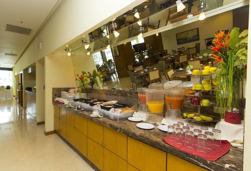 فندق Courtyard Monterrey San Jeronimo