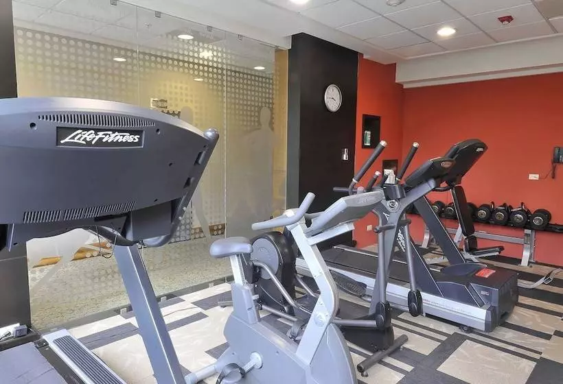 هتل Courtyard Monterrey San Jeronimo