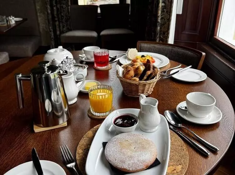 Otel Glenfinnan House