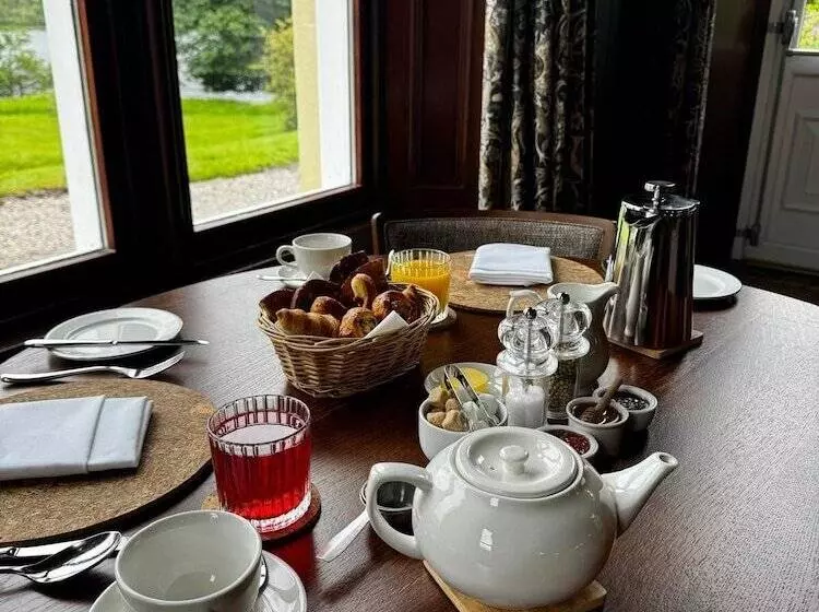 Otel Glenfinnan House