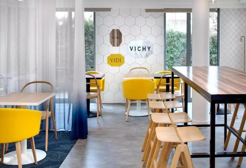 Отель Ibis Styles Vichy Centre