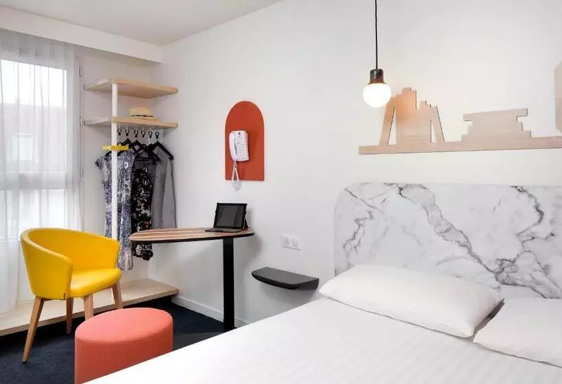 Отель Ibis Styles Vichy Centre