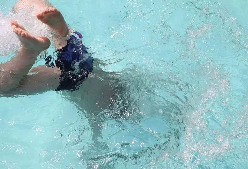 호텔 Kyriad Clermont Ferrand Sud  La Pardieu