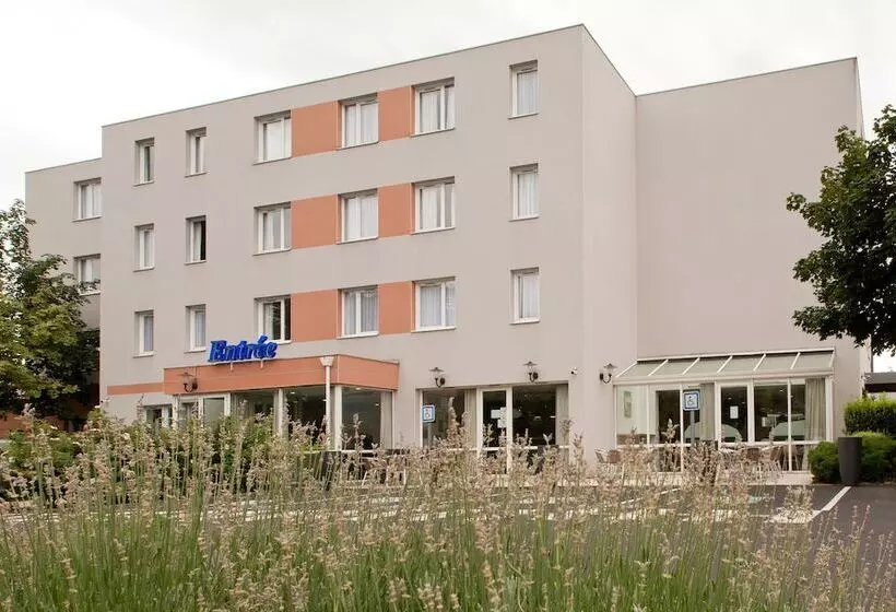 Hotelli Kyriad Clermont Ferrand Sud  La Pardieu