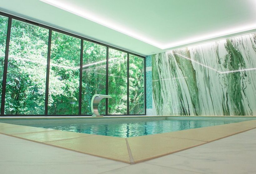 호텔 L Orangerie Du Chateau Des Reynats