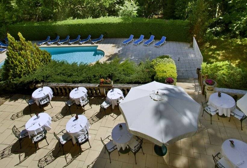 호텔 L Orangerie Du Chateau Des Reynats