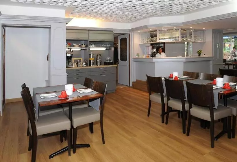 Отель La Dent Du Midi Hôtel & Restaurant