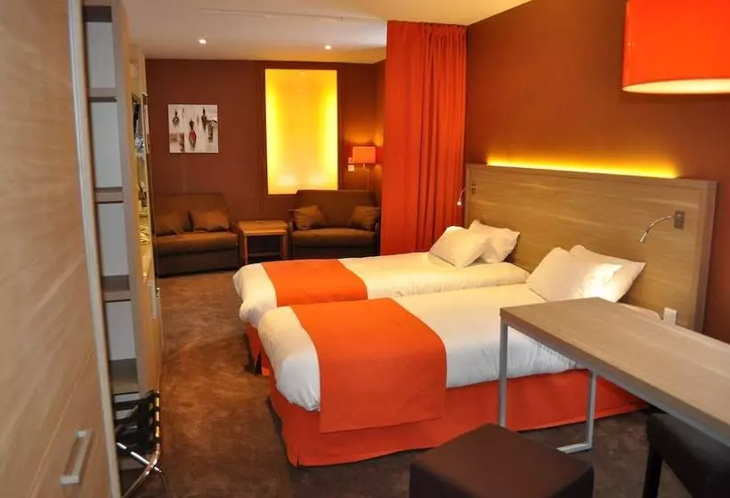 ホテル Logis Hôtel La Résidence, Cognac Centre