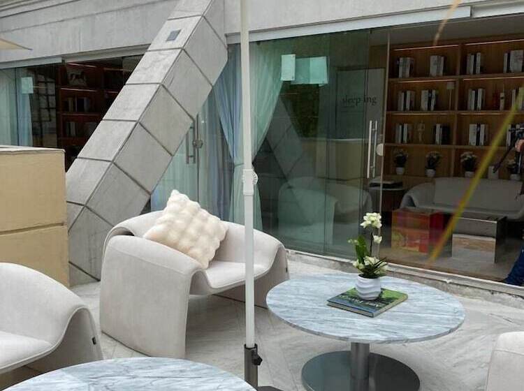 ホテル Residence L´ Heritage Tennyson By Bluebay