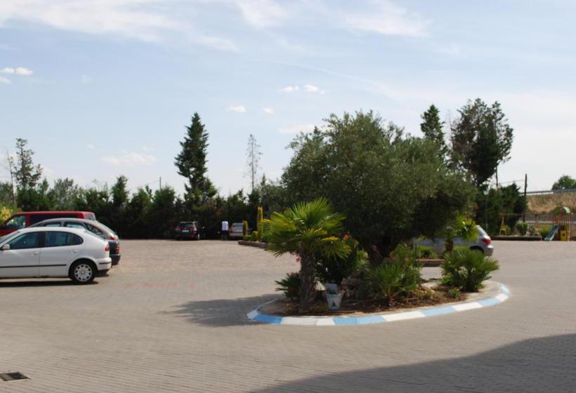 فندق Puerta Guadalajara