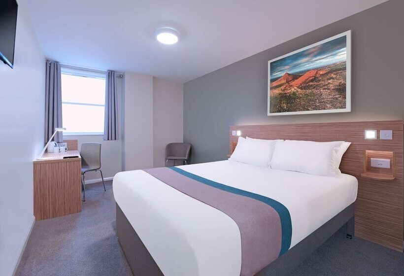 酒店 Travelodge Gatwick Airport Central