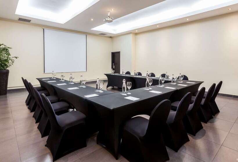 ホテル Wyndham Garden Guayaquil