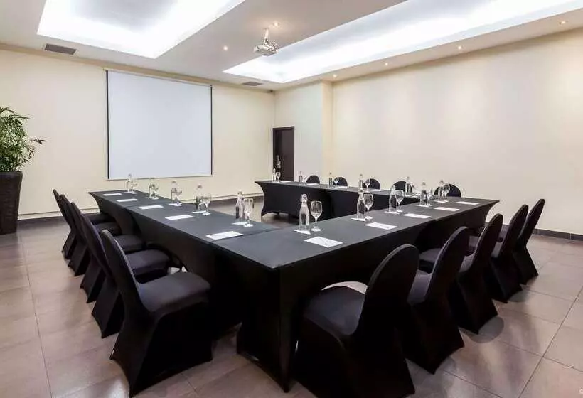 Отель Wyndham Garden Guayaquil