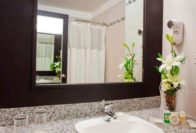 ホテル Wyndham Garden Guayaquil