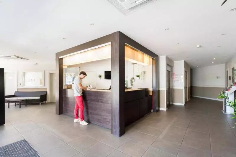 Garden & City Aix En Provence   Rousset