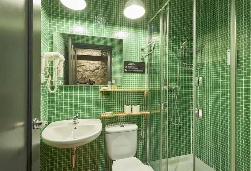 Ainb Las Ramblas Guardia Apartments