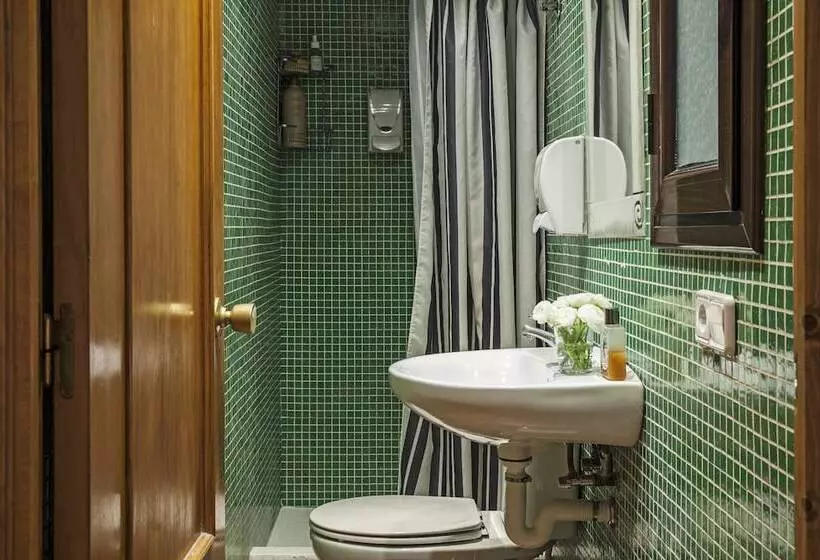 Ainb Las Ramblas Guardia Apartments