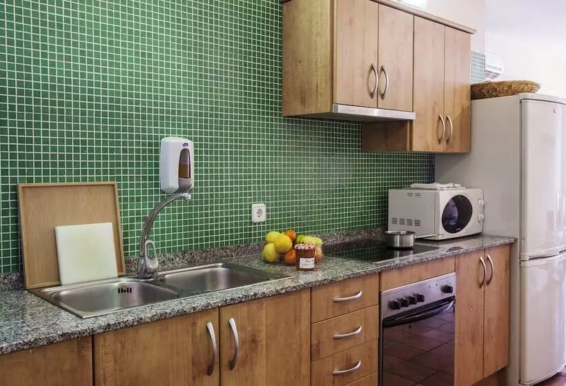 Ainb Las Ramblas Guardia Apartments