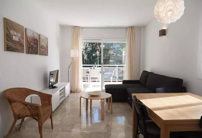 Apcostas - Village Park