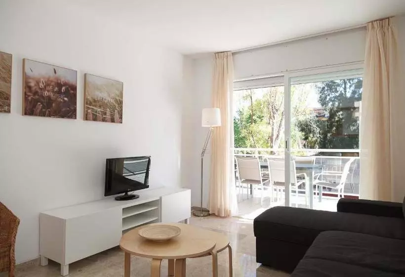 Apcostas - Village Park