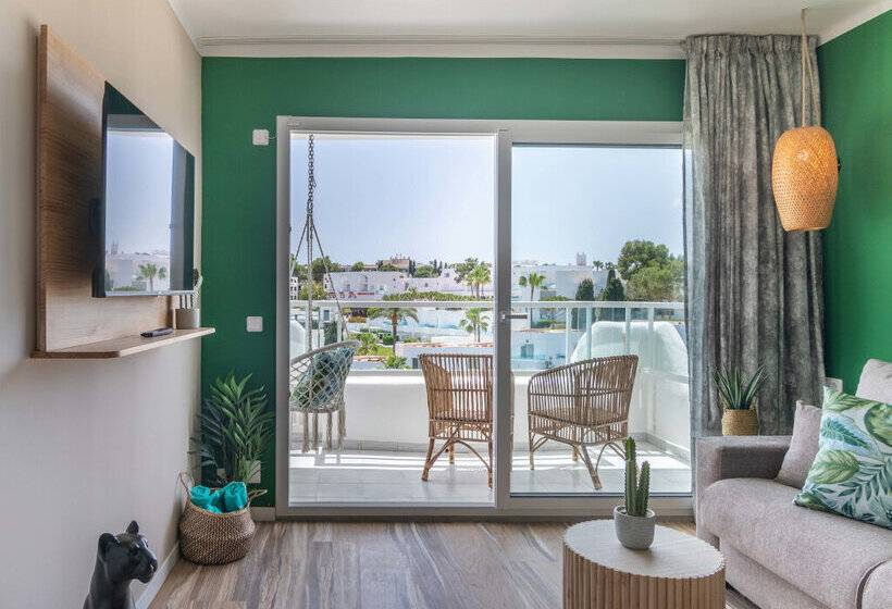 Apartamentos Ferrera Beach