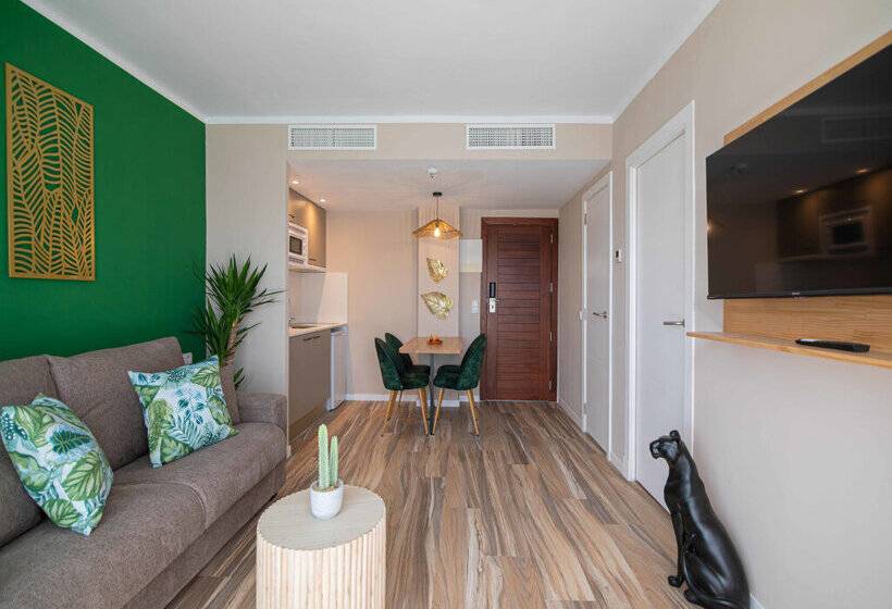 Apartamentos Ferrera Beach