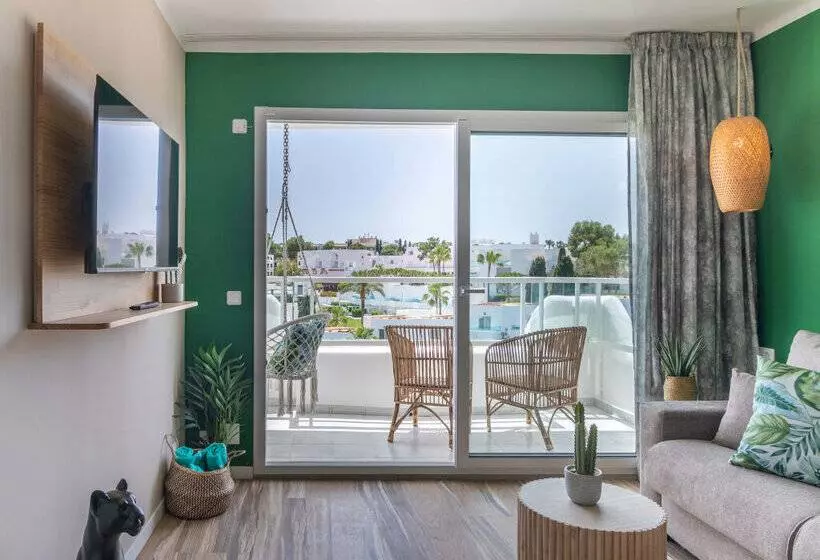 Apartamentos Ferrera Beach