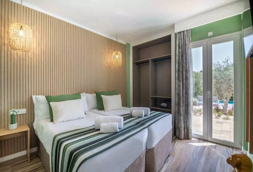 Apartamentos Ferrera Beach