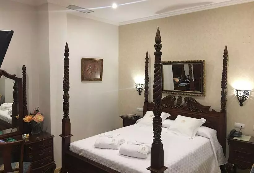 هتل Adriano Boutique Sevilla