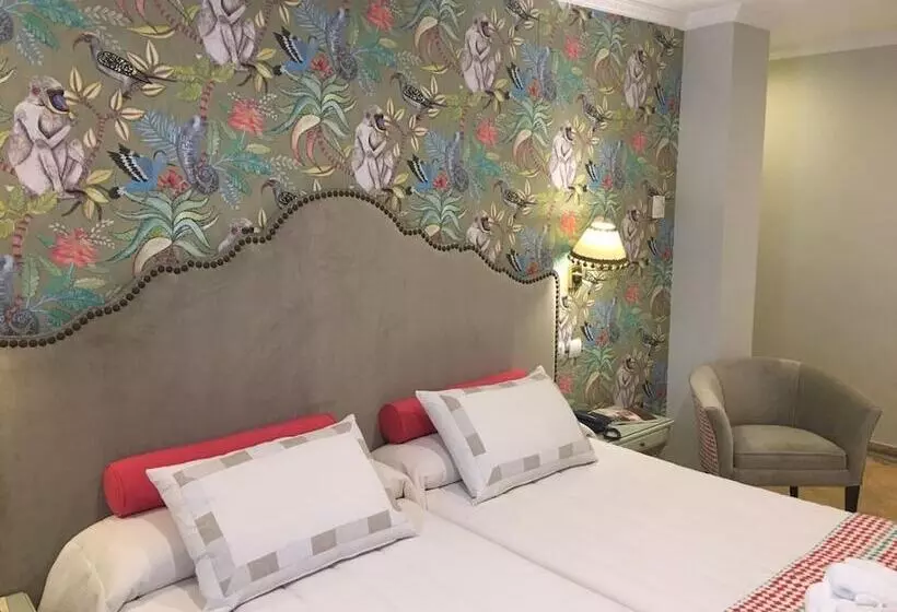 هتل Adriano Boutique Sevilla