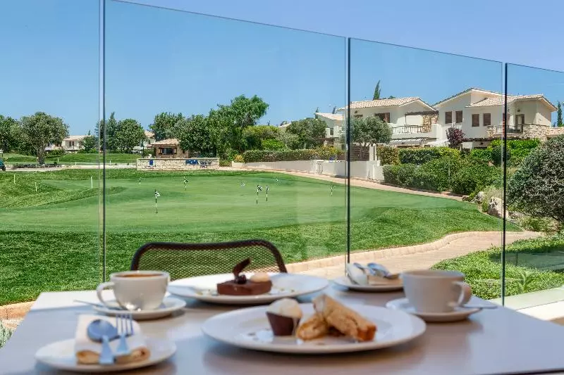 هتل Aphrodite Hills Rentals Superior Villas