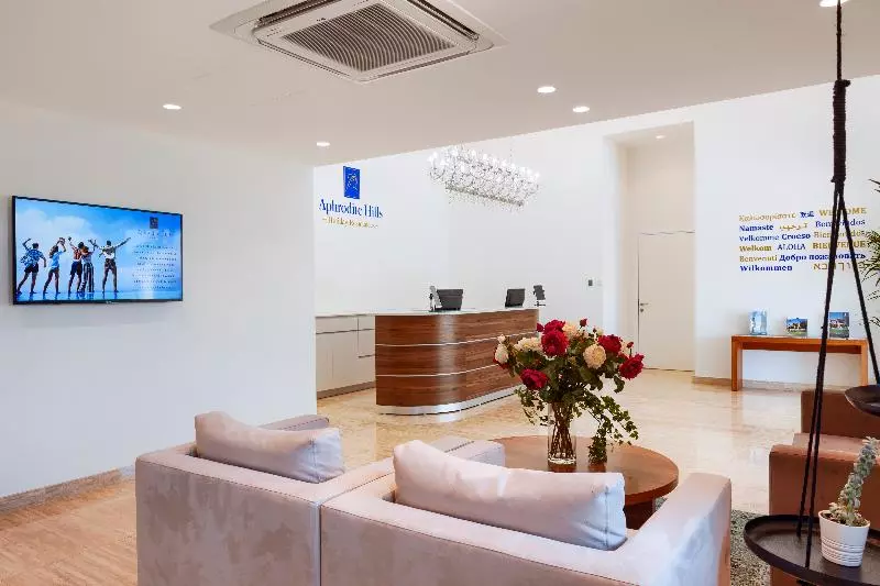 هتل Aphrodite Hills Rentals Superior Villas
