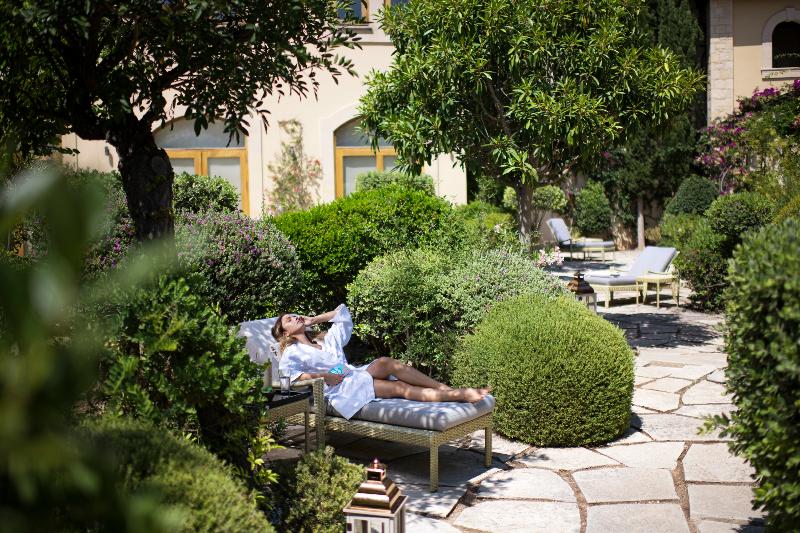 ホテル Aphrodite Hills Rentals   Superior Villas