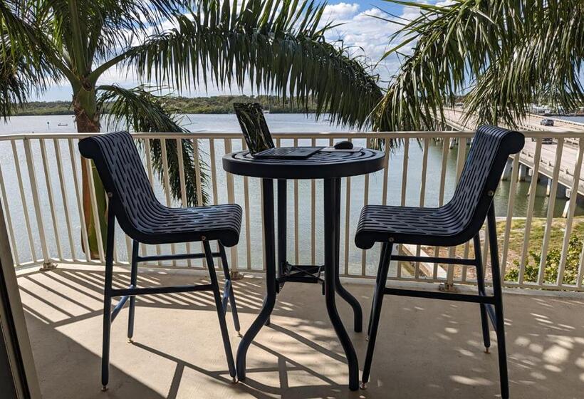 酒店 Boca Ciega Resort