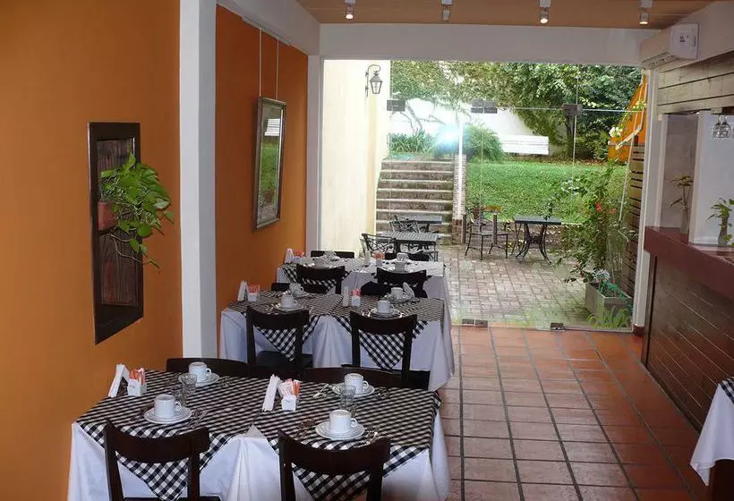 هتل Bohemia Buenos Aires