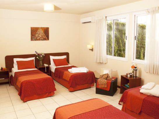 هتل Bohemia Buenos Aires