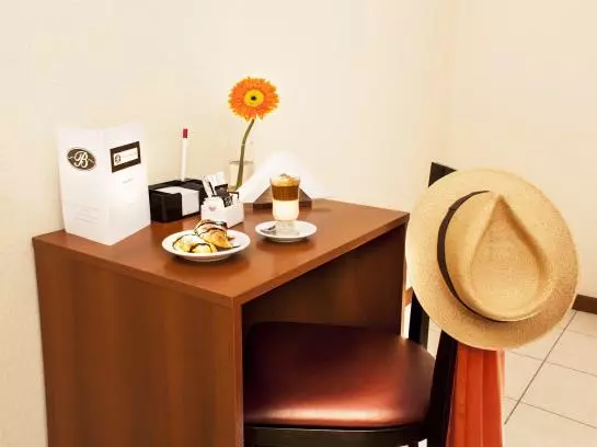 هتل Bohemia Buenos Aires